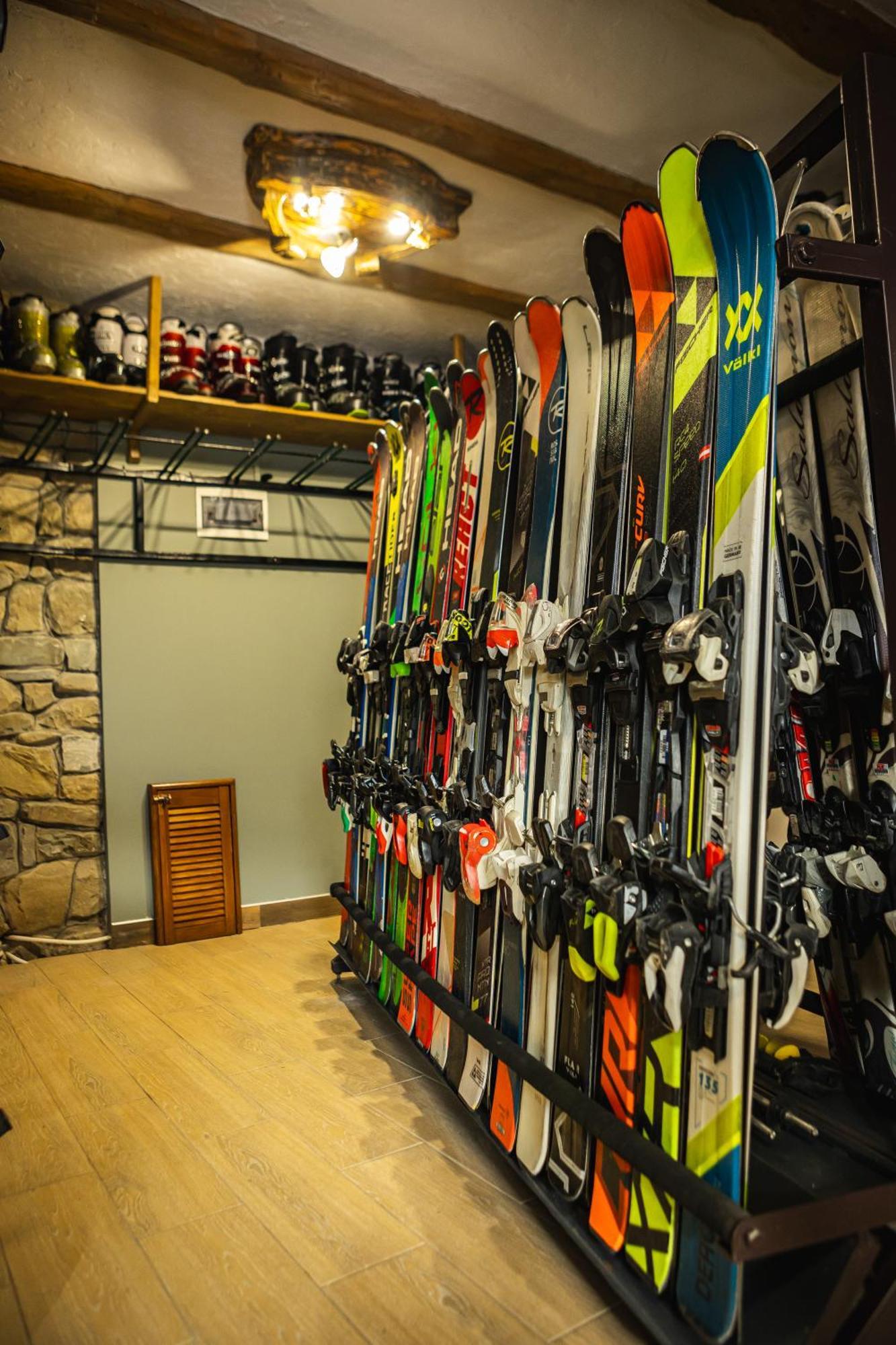 Zatyshok Nad Prutom Hotel Bukovel Kültér fotó