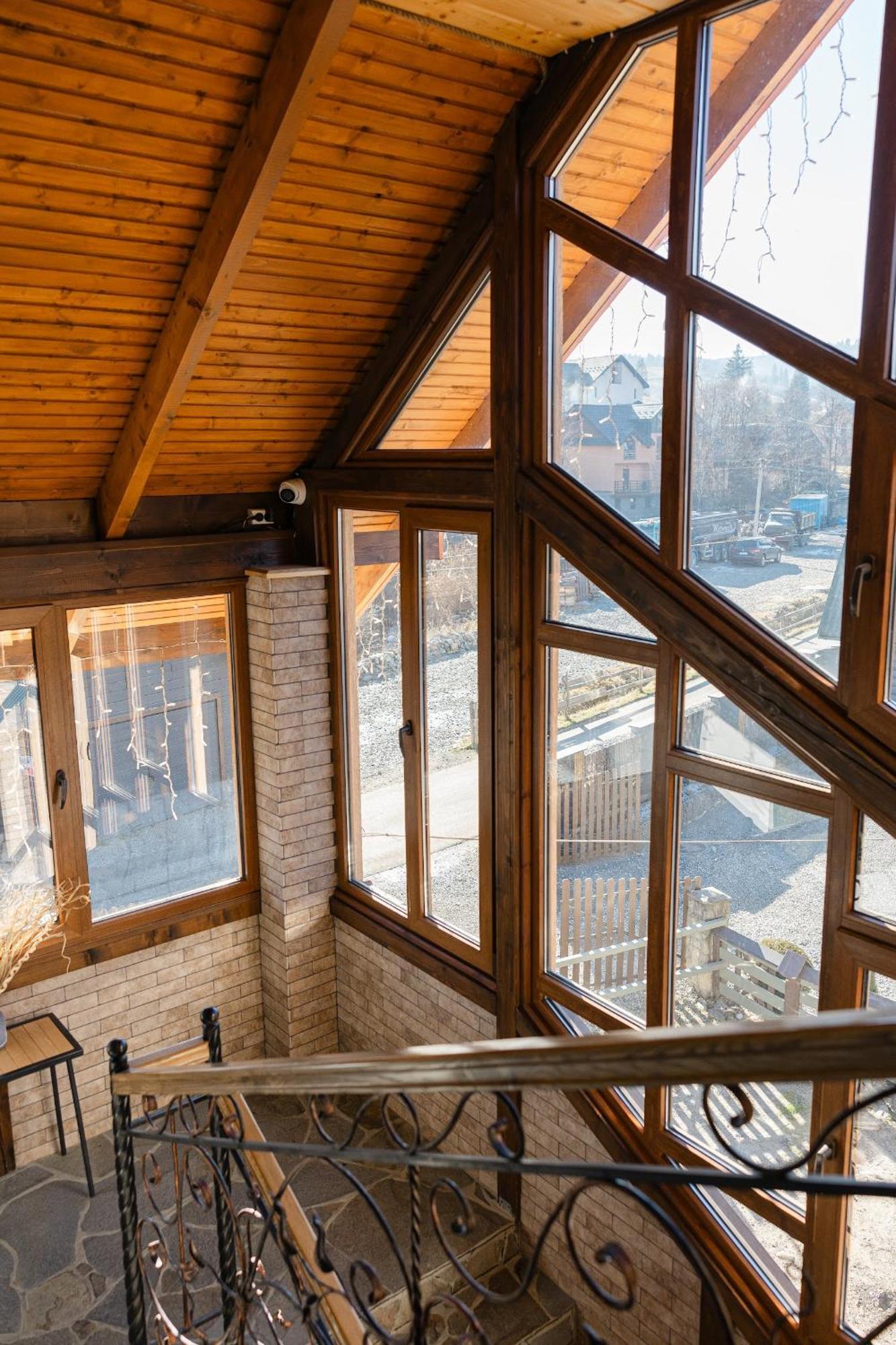 Zatyshok Nad Prutom Hotel Bukovel Kültér fotó